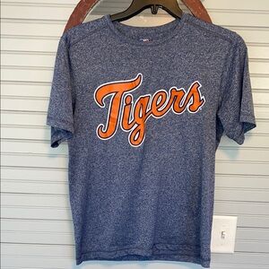 Blue Tigers Graphic T-Shirt